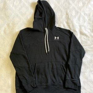 Under Armor cropped black sweatshirt